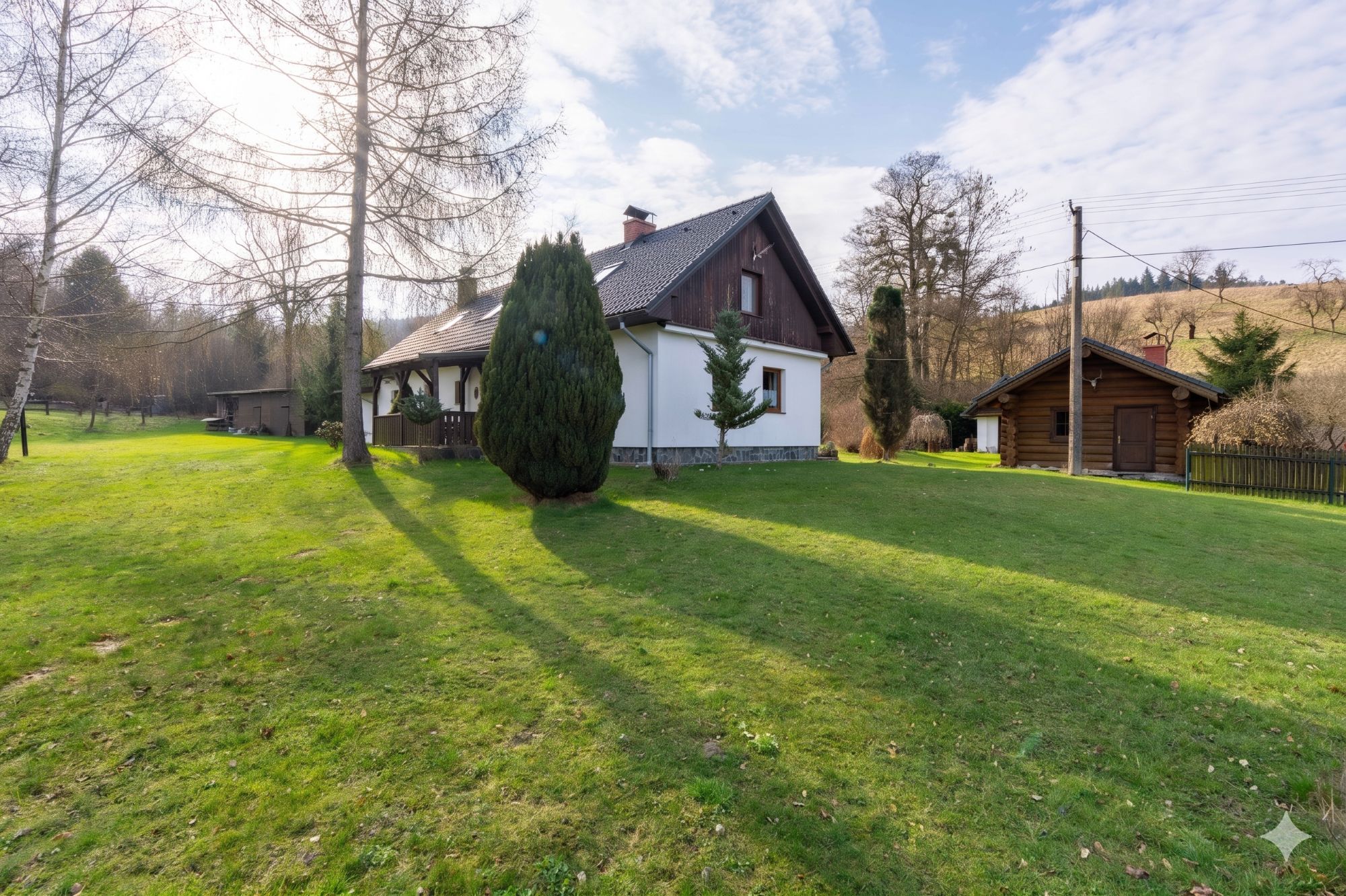 Prostorný dům pro bydlení i rekreaci v srdci Chříbů - Stupava